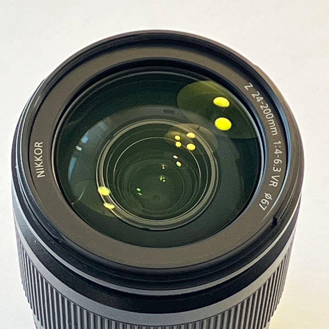 超お便利ズームレンズ　NikkorZ24-200/4-6.3￼フルサイズ対応