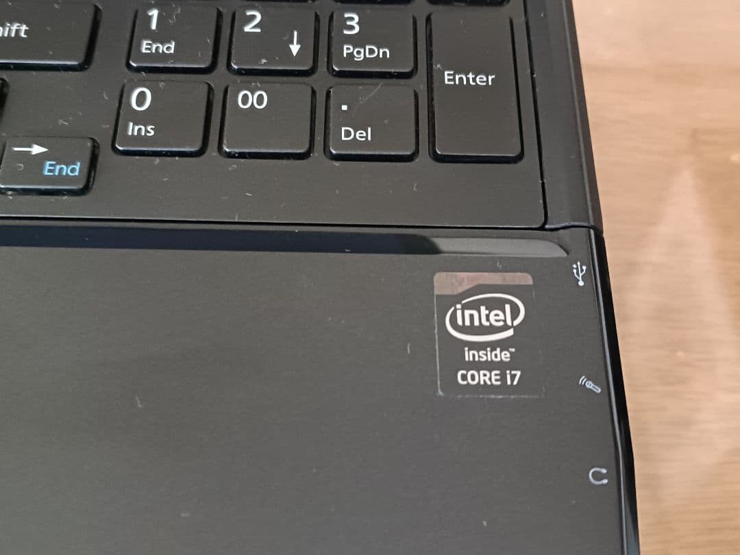 富士通 ノートPC / i7-4702MQ / 16GB / SSD1TB