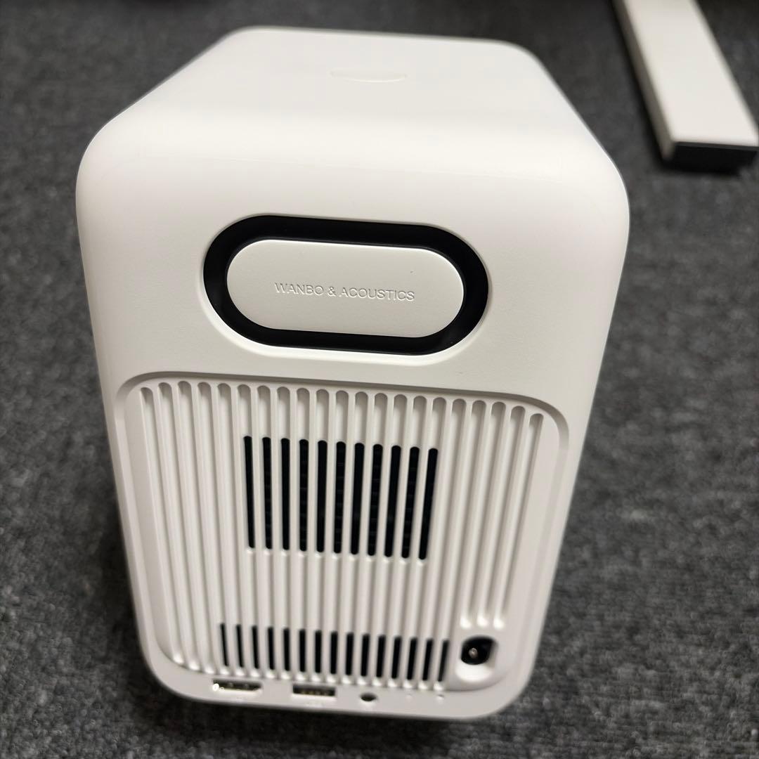 wanbo T2ultraプロジェクター本体 ほぼ新品