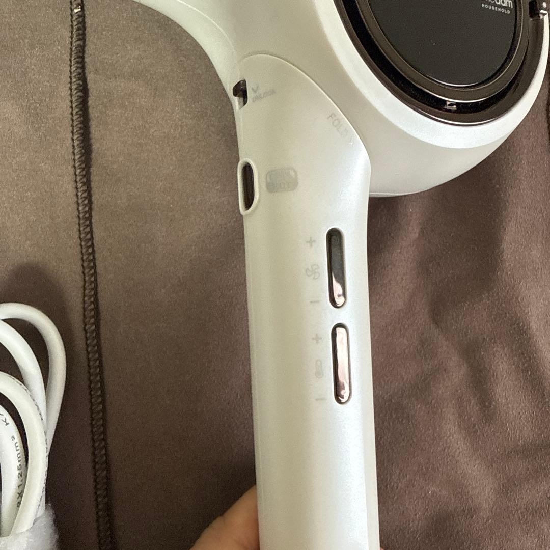 BLOW+ ヘアドライヤー 1200W 海外対応