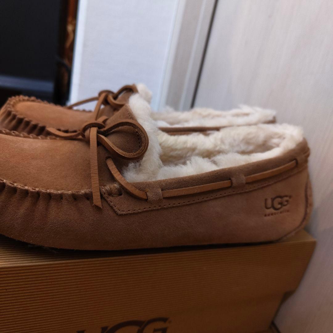 UGG オルセン
