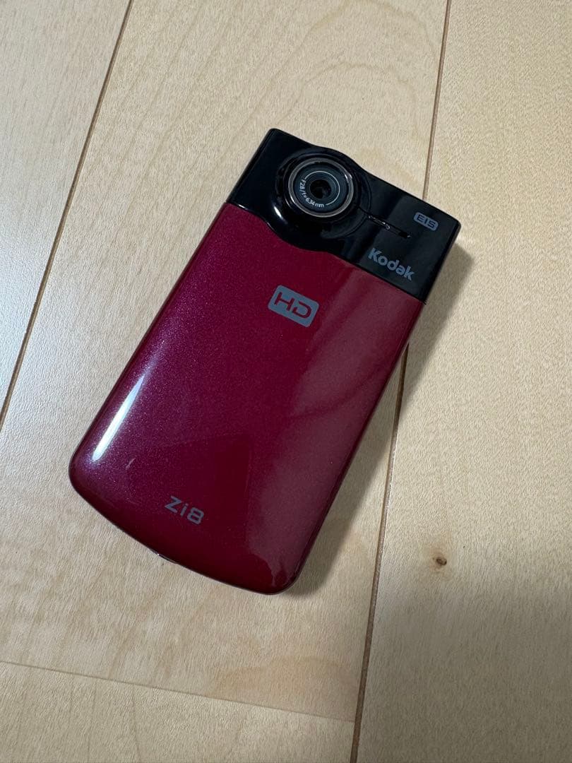 Kodak ZI8 HD ビデオカメラ ラズベリー