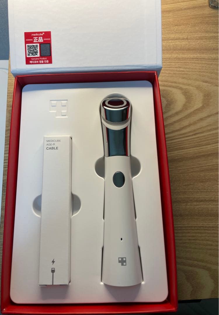 medicube AGE-R 美顔器