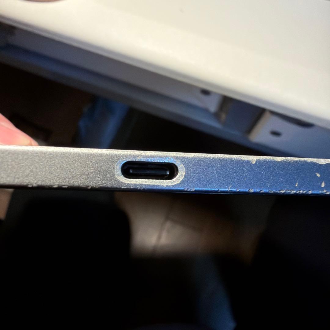 iPad プロ 11インチ 第2世代 SIMなし 割れあり 画面、スイッチ等〇