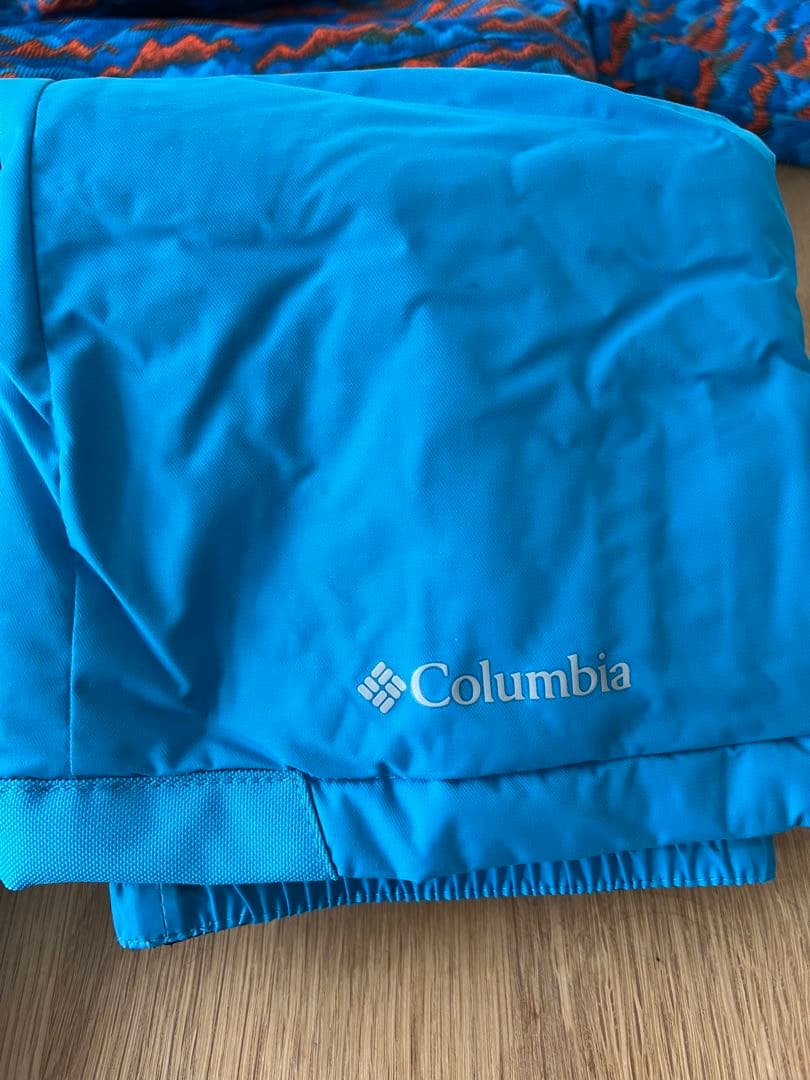美品Columbia 120子ども用スキーウェア　XS上下セット