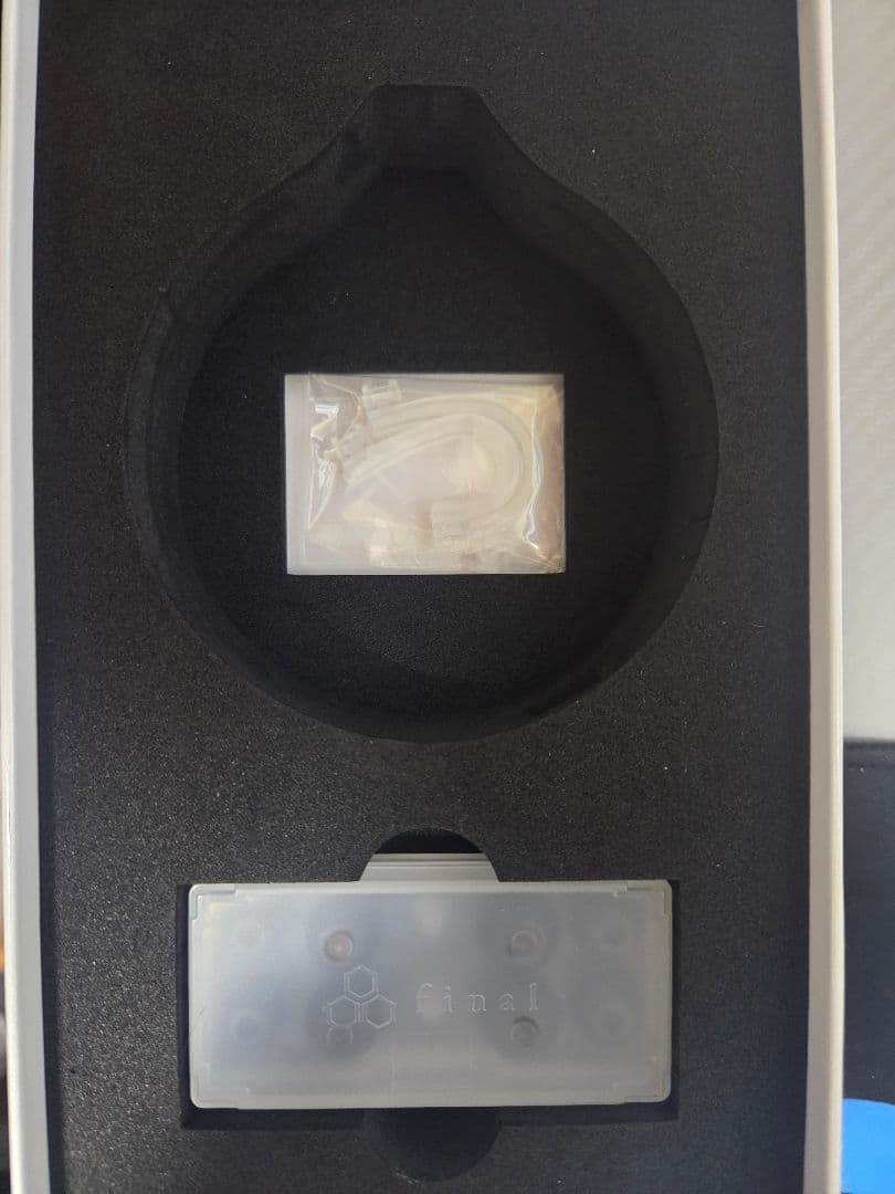 [ほぼ新品] final A5000 日本オーディオブランド イヤホン