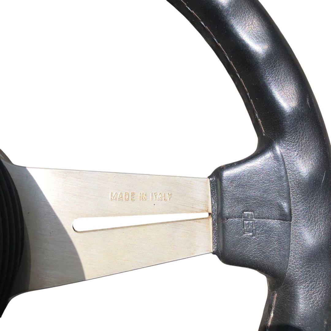 ナルディ ステアリング クラシック ブラック NARDI N111