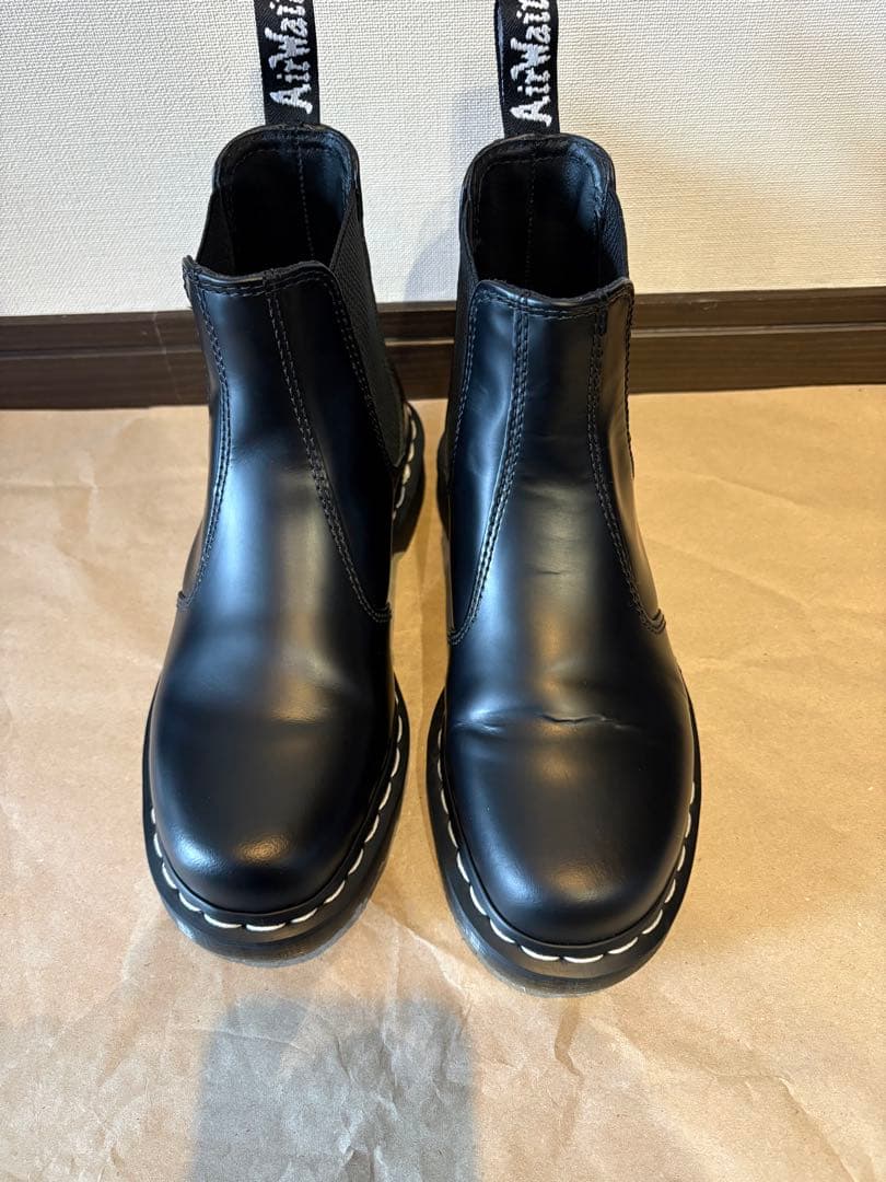 ドクターマーチン 2976 WHITE STITCH チェルシーブーツ