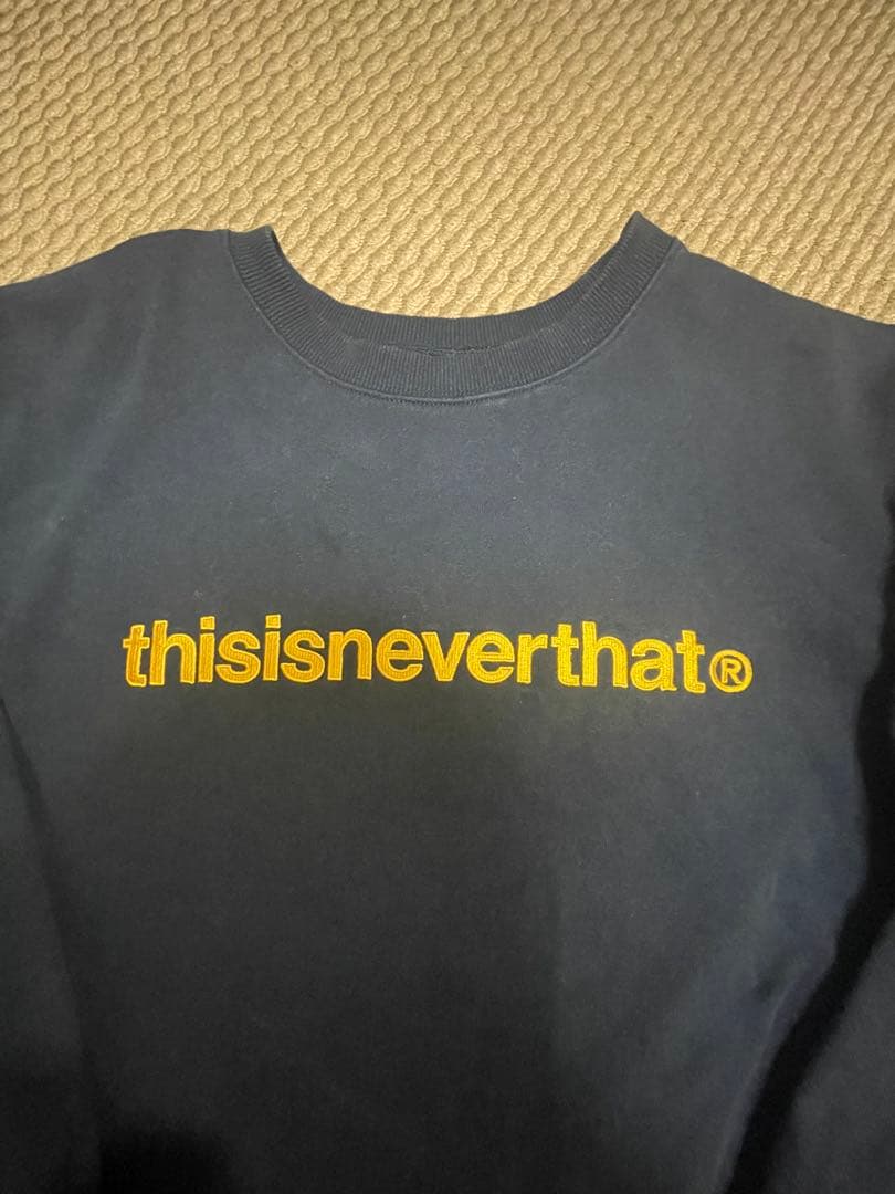 thisisneverthat® ネイビー トレーナー M