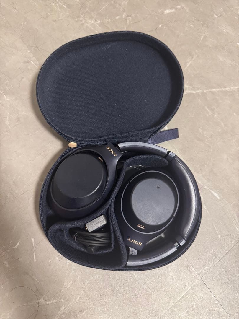 ソニー SONY ヘッドホン WH-1000XM4　ミッドナイトブルー