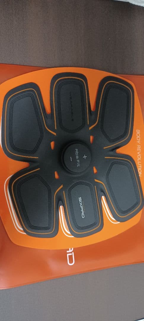 Abs Fit SIXPAD　アブスフィット