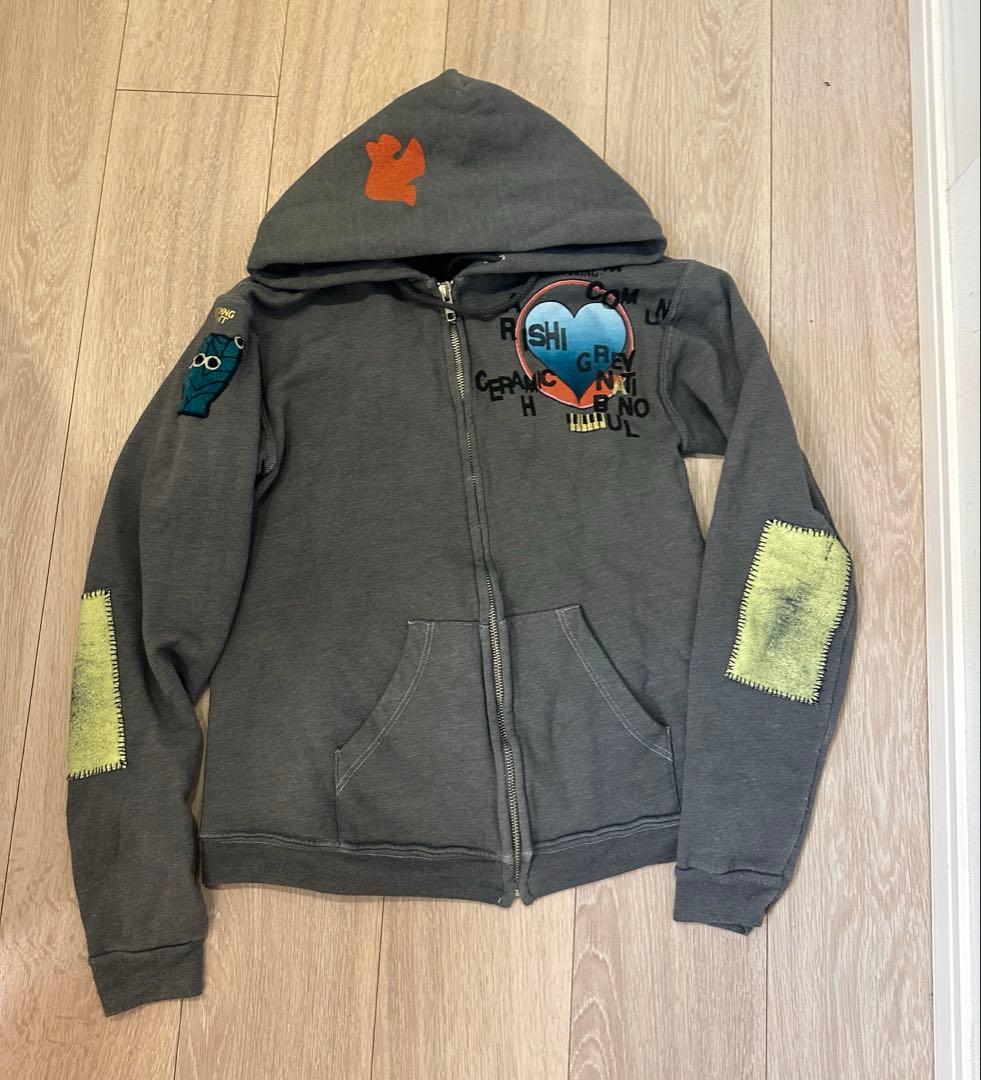 フリーシティ　カラフルグラフィックパーカー