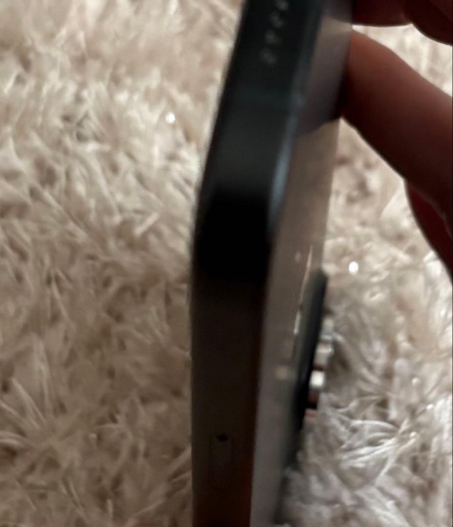 iPhone15 Puls Black 本体