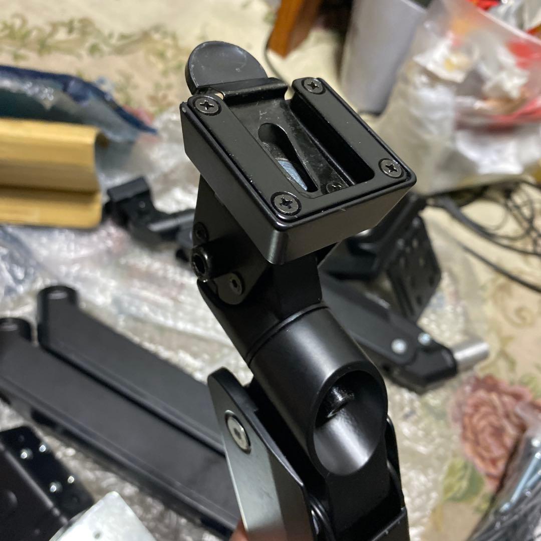 デュアルモニターアーム + Asus 27\" 3d 120hzモニター