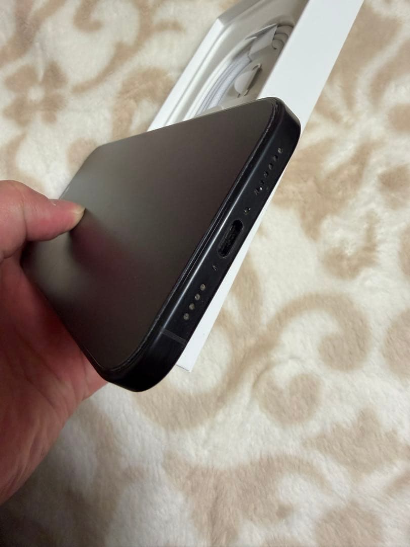 Apple iPhone16Pro MAX 256GB ブラックチタニウム