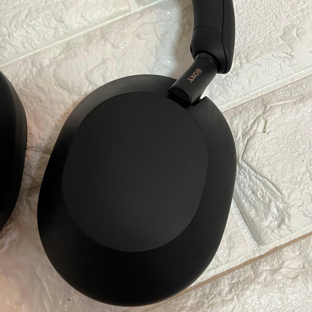 SONY WH-1000XM5 ワイヤレスヘッドホン ブラック　本体　ソニー
