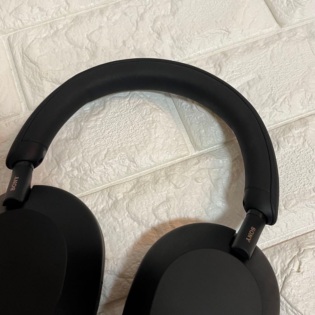 SONY WH-1000XM5 ワイヤレスヘッドホン ブラック　本体　ソニー