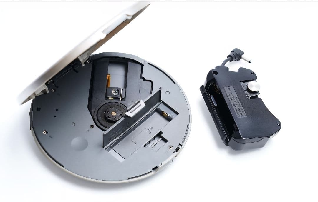 SONY CDウォークマン(ポータブルCDプレイヤー)　★再々お値下げしました★