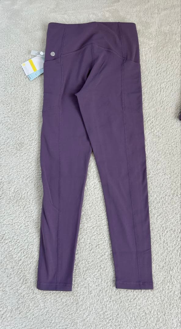 専用　ヨガウェア　パープル　上下セット　新品　Sサイズ