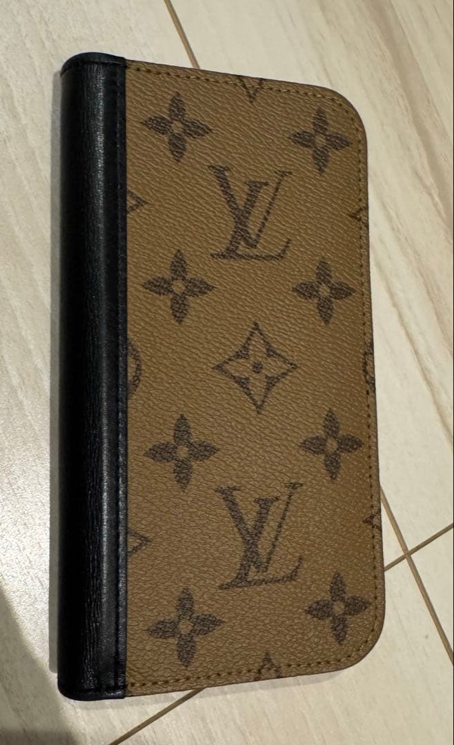 LOUIS VUITTON iPhone15Pro ケース