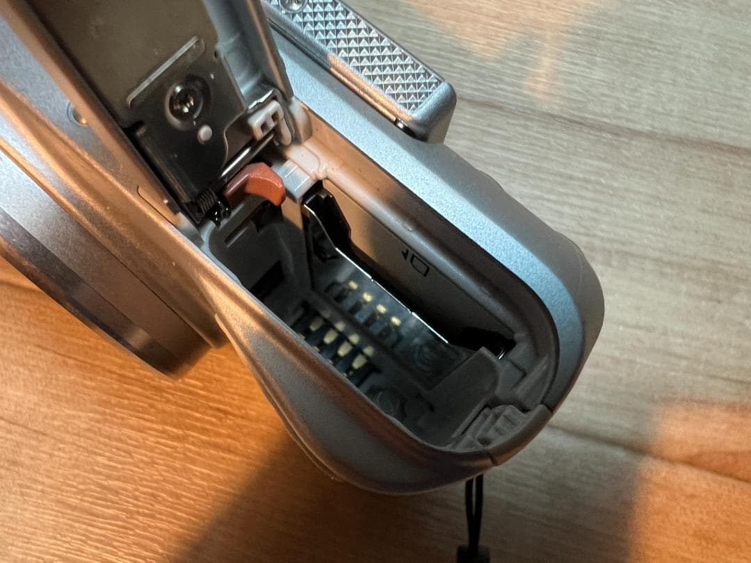 た*く様 美品 キャノン PowerShot SX730HS デジカメ 本体・純