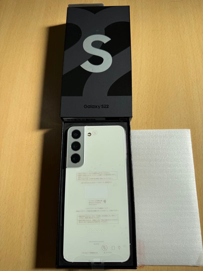 Galaxy S22 SCG13 本体 au版
