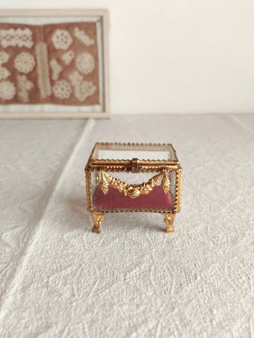* vintage Jewelry box ✵ * 硝子の ジュエリーボックス