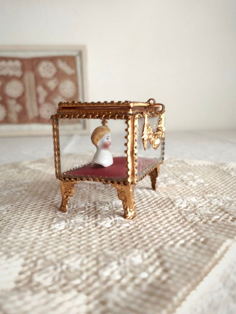 * vintage Jewelry box ✵ * 硝子の ジュエリーボックス