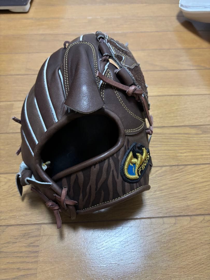 軟式グローブ ブラウン