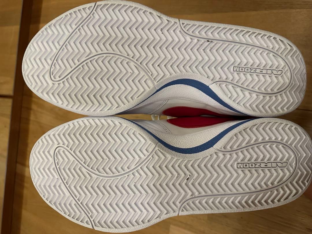 NIKE BOOK1 JORDAN ナイキ　ジョーダン　バッシュ