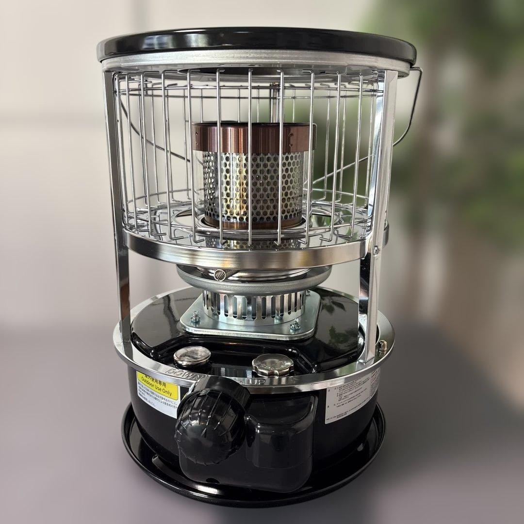 PASECO 美品 円筒形ブラック石油ストーブ　黒　カバー付き