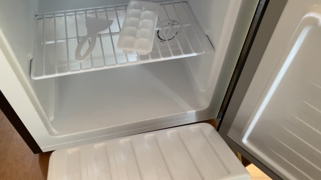 アイリスオーヤマ 冷凍庫 PF-A31FD-B（31L）2024年製 直冷式