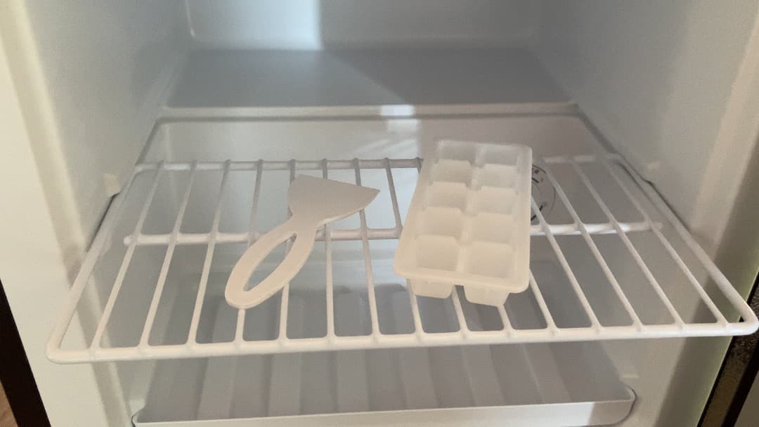 アイリスオーヤマ 冷凍庫 PF-A31FD-B（31L）2024年製 直冷式