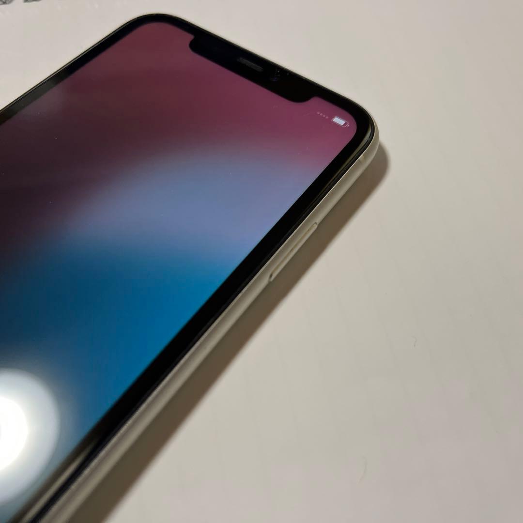 Apple iPhone11 64GB ホワイトSIMフリー
