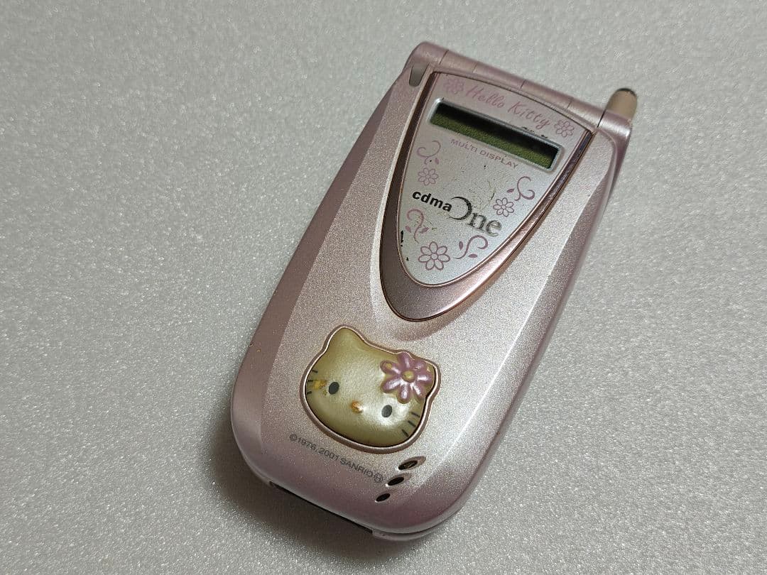 ハローキティ 携帯 cdmaOne C401SA 起動可 ジャンク