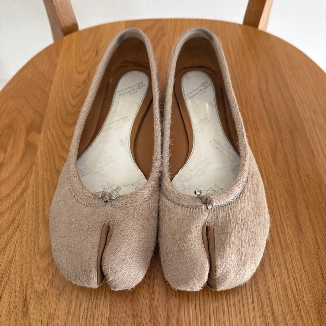 マルジェラ ベージュフラットシューズ タビ足袋36.5(24.5)