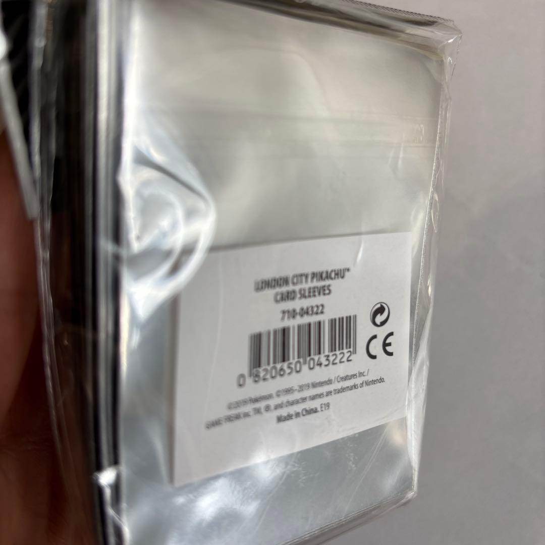 ポケモンカードスリーブ 65枚入り ロンドンシティピカチュウ