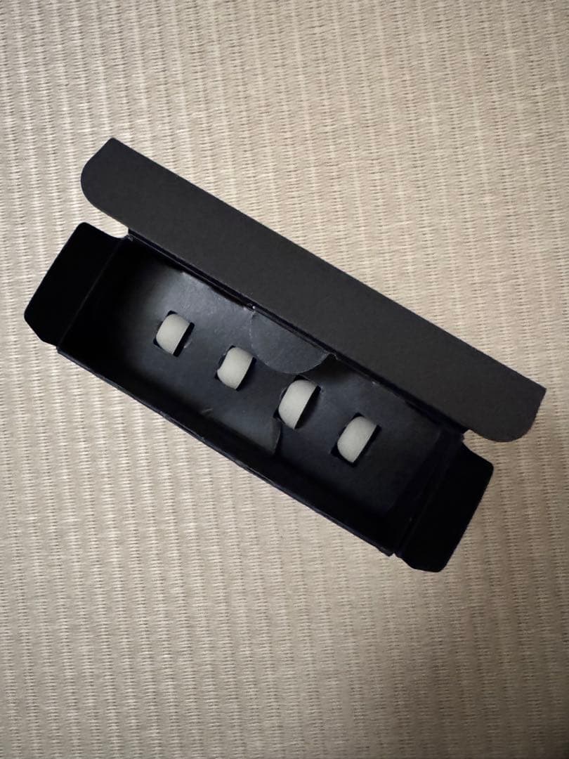 JBL ワイヤレスイヤホン シルバー