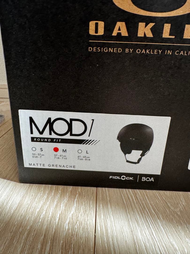 OAKLEY スノーヘルメット MOD1 Mサイズ
