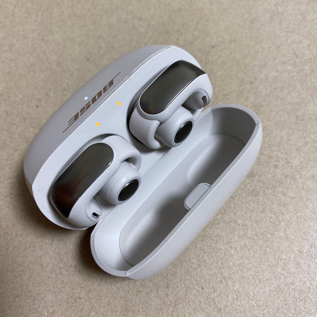 ジャンクBose Ultra Open Earbudsワイヤレスイヤホン本体のみ