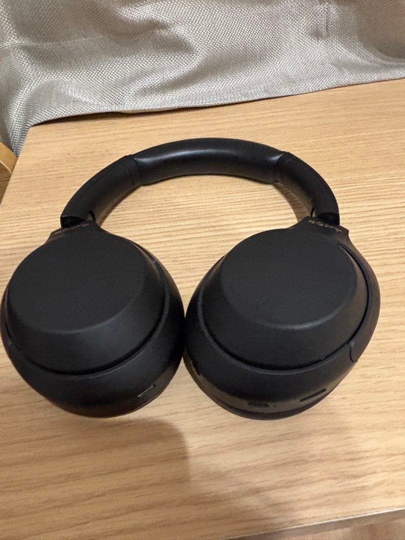 Sony ワイヤレスヘッドホン ブラック ハードケース付き WH-1000XM4