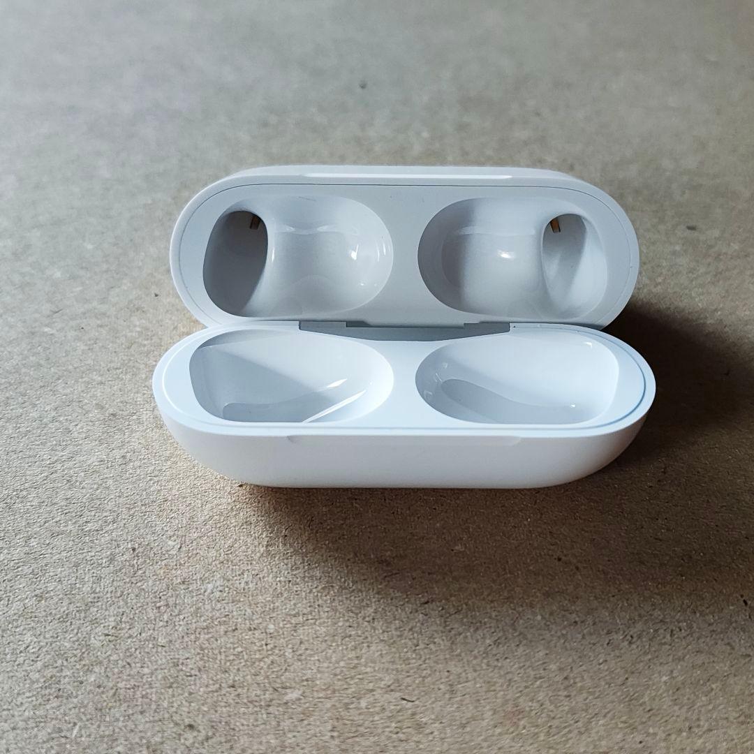 AirPods Pro 第2世代 MagSafe充電ケース（USB-C）付き