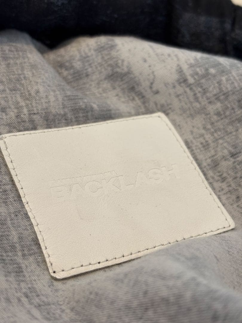 BACKLASH バックラッシュ 顔料プリント クロップド イージーパンツ