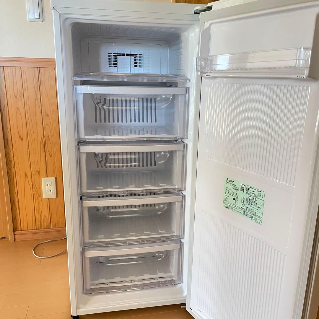 三菱ノンフロン 冷凍庫 MF-U12G-W 2022製