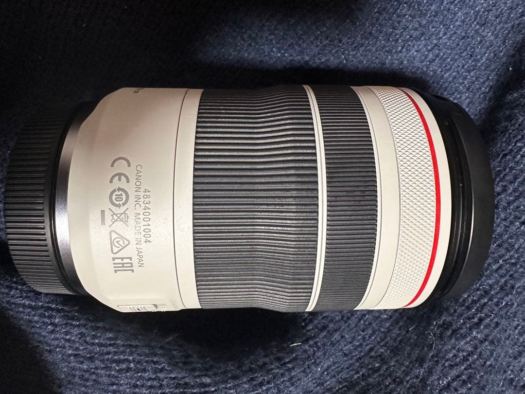 Canon RF70-200mm F4L IS USM レンズフード、袋付き