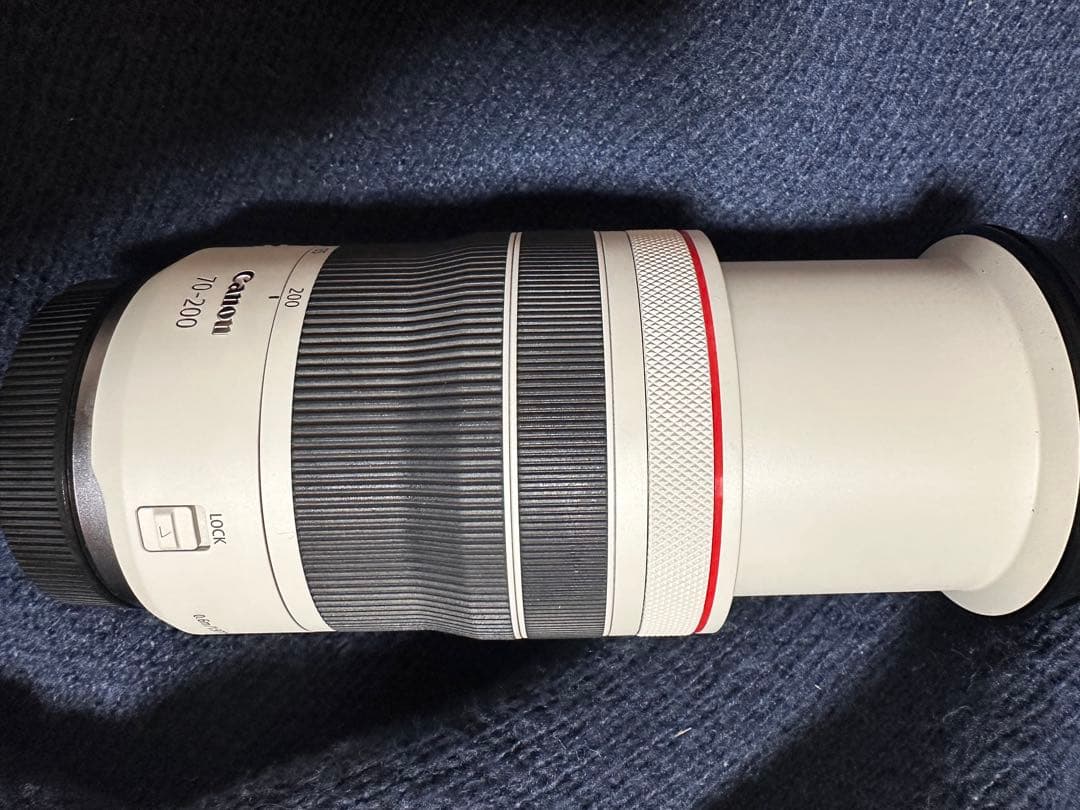 Canon RF70-200mm F4L IS USM レンズフード、袋付き