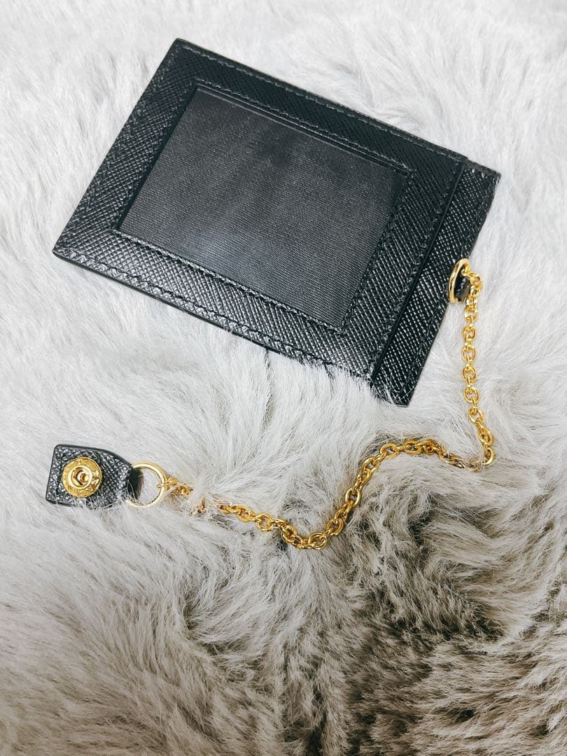 PRADA サフィアーノレザー ブラック長財布