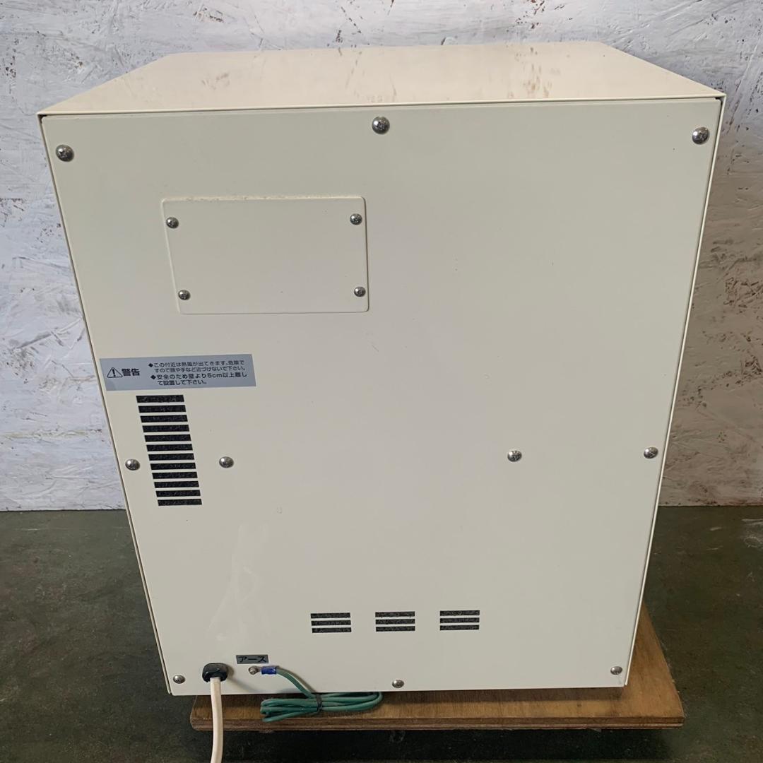 【株式会社エムケイ】 クリアベビーボトル 哺乳ビン殺菌乾燥保管庫 CBB-900