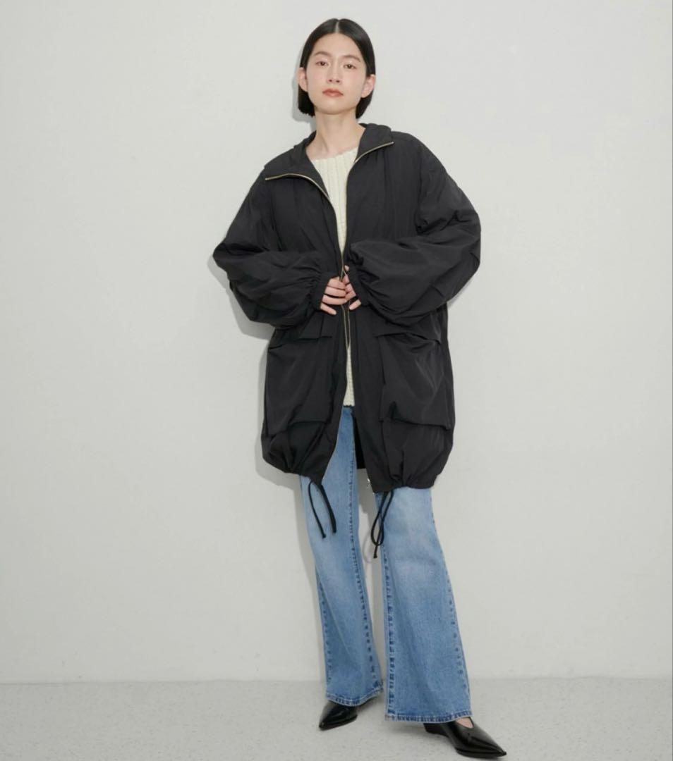 ADAM ET ROPE 完売品　【環境配慮】ライトシェルパーカー　ブラック