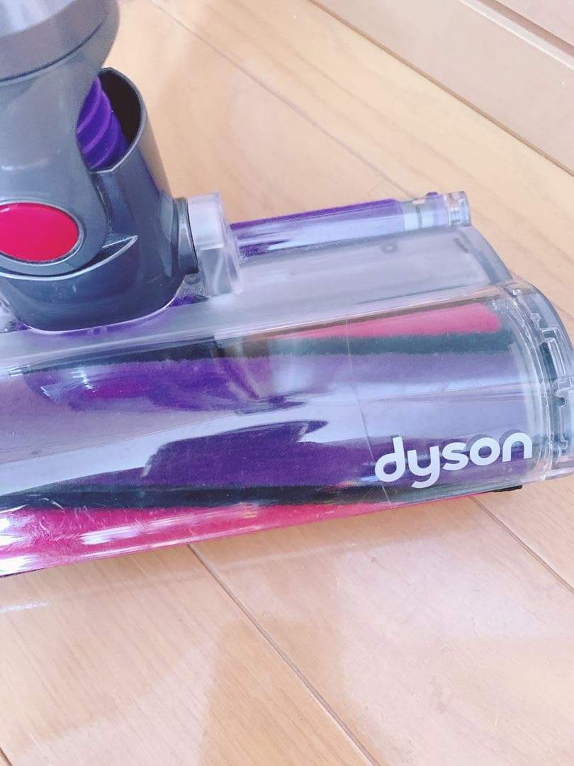 【動作○】ダイソン　SV12コードレスクリーナー　充電アダプター付き